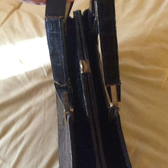 Vintage Saks Fifth Ave bag - Picture 2 of 8